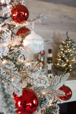 Kerstbomen|Kerstbomen Kunststof|ohgreen Kunstkerstboom Oslo flocked h225cm