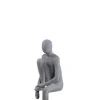 Beelden|ohgreen Standbeeld The Sitting Man Lifted Leg zandsteen grijs